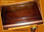 dettaglio-tavolino-porta.con-vetro